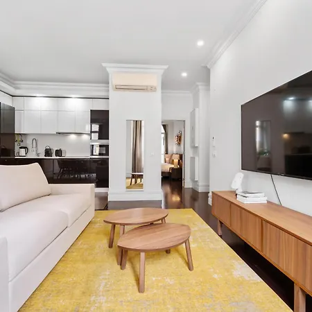 Mbird Baixa Deluxe With Elevator *